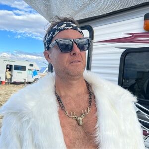 Meet your Posher, James